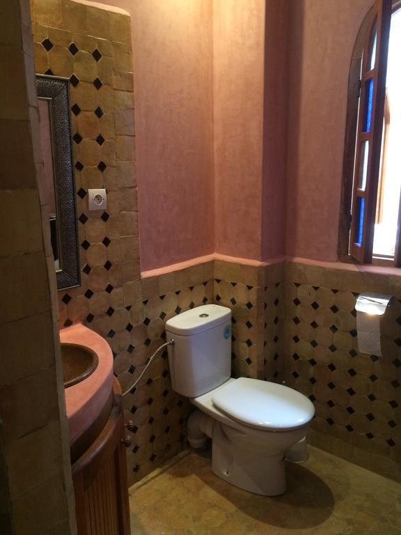 Riad Aicha Asilah Ngoại thất bức ảnh
