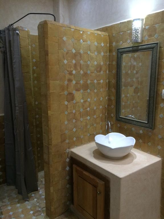 Riad Aicha Asilah Ngoại thất bức ảnh